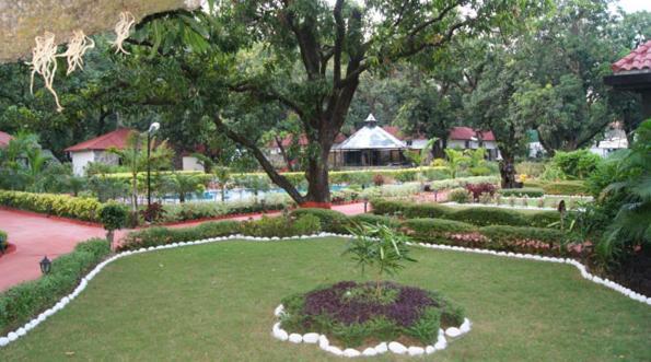 מלון Corbett National Park Corbett Leela Vilas מראה חיצוני תמונה